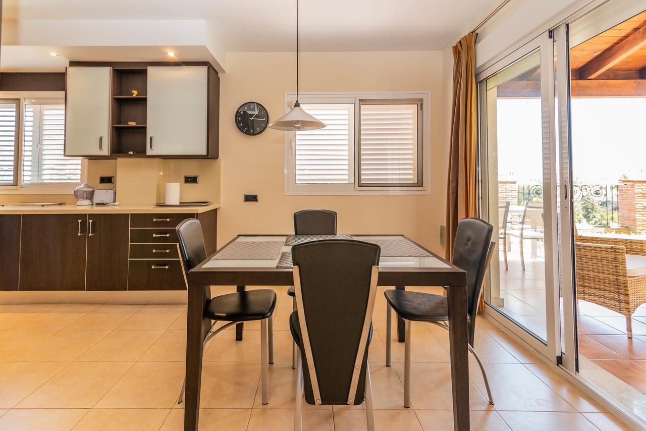 "Ample Villa At Benalmadena Coast" מראה חיצוני תמונה
